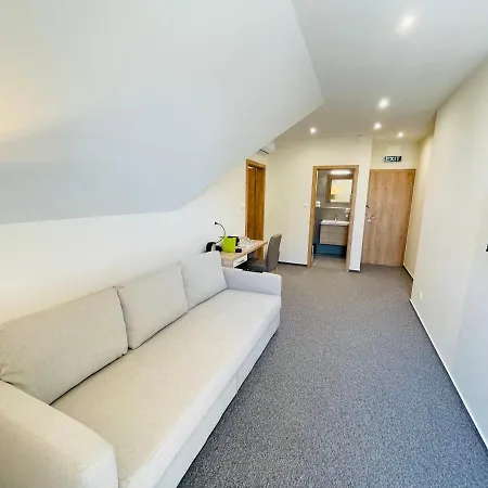 Mikes Deluxe Apartment Balatonfured