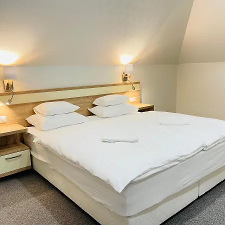 Apartment Mikes Deluxe Balatonfured