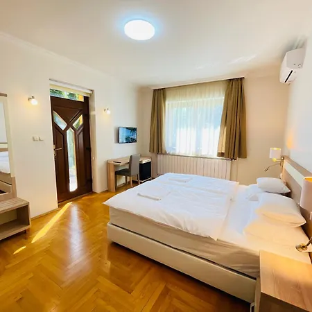 Apartament Mikes Deluxe