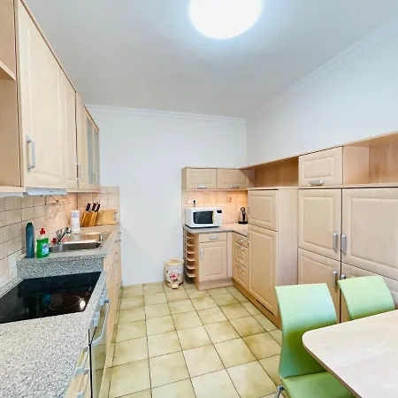 Mikes Deluxe Lägenhet